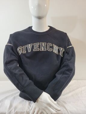 Givenchy Men's Lambskin Removable Sleeve Overside  Sweater Size S $2018 Authenic